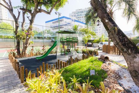 Apartamento à venda com 61m², 2 quartos e 1 vaga Apartamento à venda com 61m², 2 quartos e 1 vagaPlayground