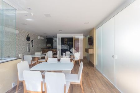 Apartamento à venda com 61m², 2 quartos e 1 vaga Apartamento à venda com 61m², 2 quartos e 1 vagaEspaço Gourmet