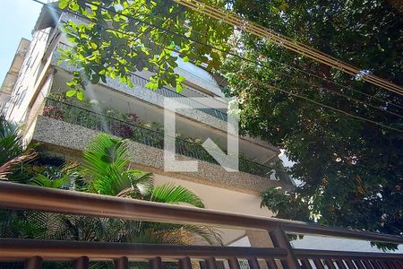 Apartamento à venda com 103m², 2 quartos e 1 vagaFachada