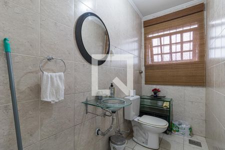 Casa à venda com 202m², 4 quartos e 2 vagasLavabo