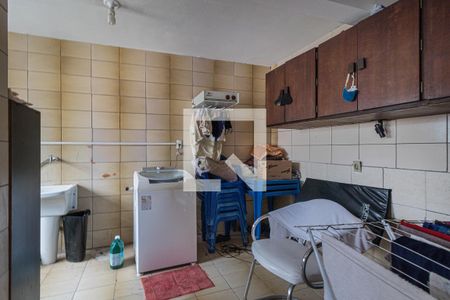 Casa à venda com 202m², 4 quartos e 2 vagasLavanderia