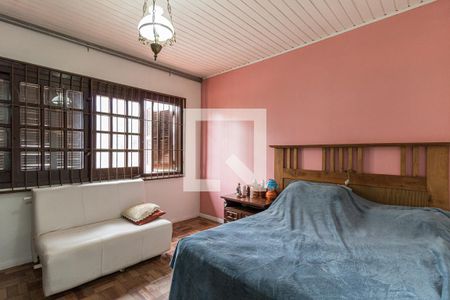 Casa à venda com 202m², 4 quartos e 2 vagasQuarto 1 suite