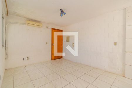 Sala de apartamento à venda com 2 quartos, 38m² em Vila Nova, Porto Alegre