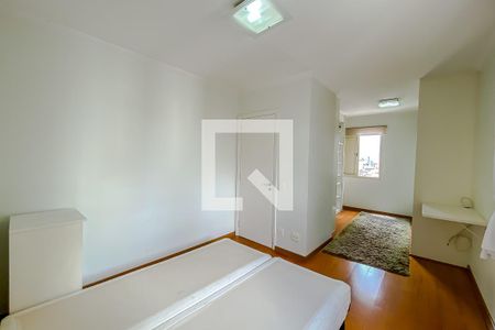 Apartamento à venda com 70m², 2 quartos e 1 vaga Apartamento à venda com 70m², 2 quartos e 1 vagaSuite