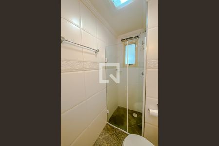 Apartamento à venda com 70m², 2 quartos e 1 vaga Apartamento à venda com 70m², 2 quartos e 1 vagaBanheiro Social