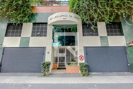 Apartamento à venda com 70m², 2 quartos e 1 vaga Apartamento à venda com 70m², 2 quartos e 1 vagaFachada