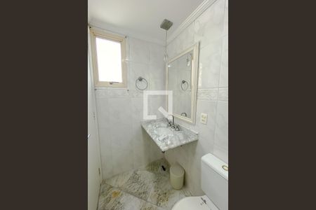 Apartamento à venda com 70m², 2 quartos e 1 vaga Apartamento à venda com 70m², 2 quartos e 1 vagaBanheiro da Suite