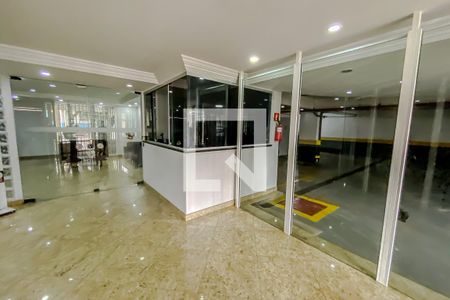 Apartamento à venda com 70m², 2 quartos e 1 vaga Apartamento à venda com 70m², 2 quartos e 1 vagaHall Social