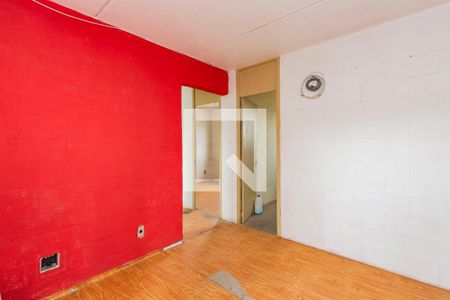 Sala de apartamento à venda com 2 quartos, 55m² em Rubem Berta, Porto Alegre