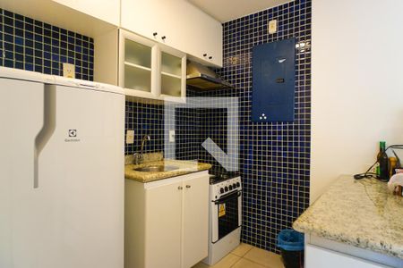 Sala/Cozinha de apartamento para alugar com 1 quarto, 60m² em Barra da Tijuca, Rio de Janeiro