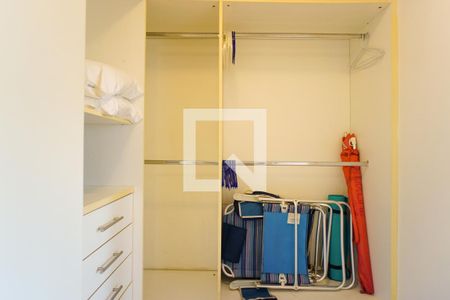 Apartamento para alugar com 60m², 1 quarto e 1 vagaCloset do Quarto