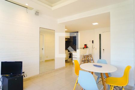 Sala/Cozinha de apartamento para alugar com 1 quarto, 60m² em Barra da Tijuca, Rio de Janeiro