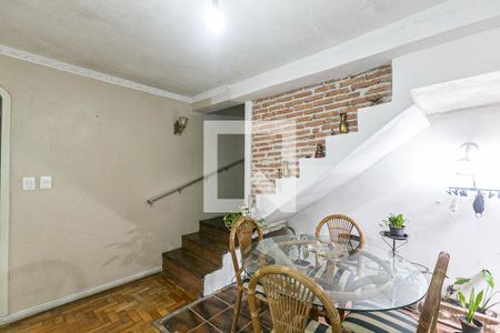 Sala de casa à venda com 5 quartos, 250m² em Glória, Porto Alegre