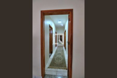 Corredor de casa à venda com 3 quartos, 177m² em Cidade Jardim, Campinas