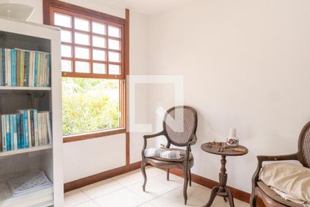 Casa de condomínio à venda com 420m², 4 quartos e 3 vagasQuarto 1 