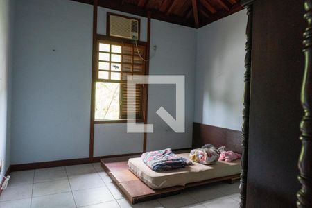 Casa de condomínio à venda com 420m², 4 quartos e 3 vagasQuarto 3 