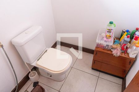 Casa de condomínio à venda com 420m², 4 quartos e 3 vagasBanheiro Social 1 