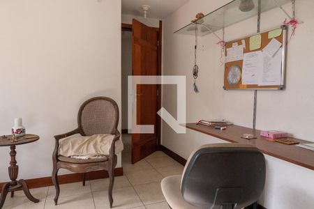 Casa de condomínio à venda com 420m², 4 quartos e 3 vagasQuarto 1 