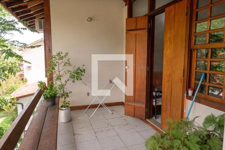 Casa de condomínio à venda com 420m², 4 quartos e 3 vagasVaranda da Sala 2 