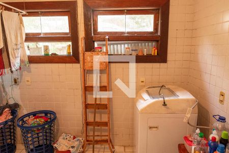 Casa de condomínio à venda com 420m², 4 quartos e 3 vagasÁrea de Serviço