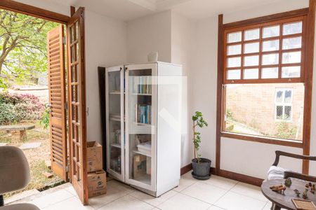 Casa de condomínio à venda com 420m², 4 quartos e 3 vagasQuarto 1 