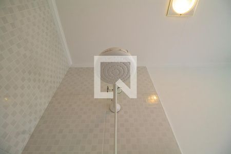 Casa à venda com 402m², 5 quartos e 3 vagasBanheiro de Serviço