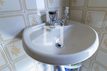 Casa à venda com 400m², 5 quartos e 4 vagasBanheiro Casa 3