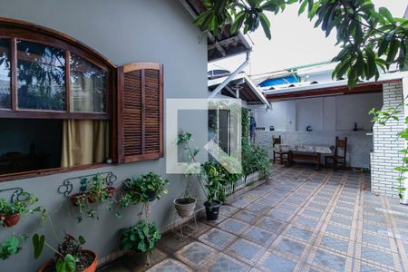 Casa à venda com 400m², 5 quartos e 4 vagasQuintal Casa 3