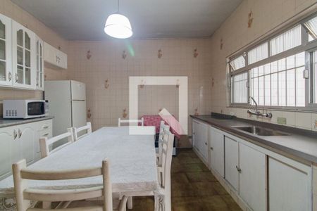 Casa à venda com 115m², 3 quartos e 2 vagasCozinha