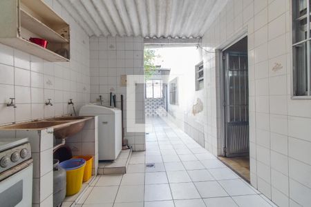 Casa à venda com 115m², 3 quartos e 2 vagasÁrea de serviço