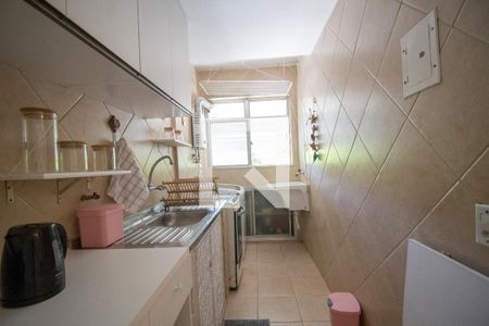 Apartamento para alugar com 70m², 2 quartos e 1 vaga Apartamento para alugar com 70m², 2 quartos e 1 vagaCozinha e Área de Serviço