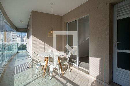 Apartamento à venda com 76m², 2 quartos e 1 vaga Apartamento à venda com 76m², 2 quartos e 1 vagaVaranda da Sala e da Suíte