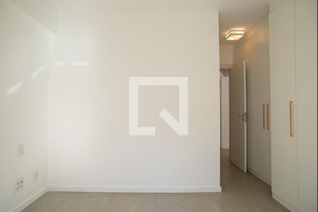Apartamento à venda com 76m², 2 quartos e 1 vaga Apartamento à venda com 76m², 2 quartos e 1 vagaSuíte