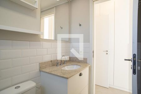 Apartamento à venda com 76m², 2 quartos e 1 vaga Apartamento à venda com 76m², 2 quartos e 1 vagaBanheiro da Suíte