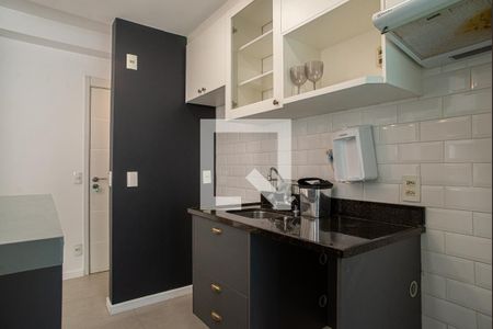 Apartamento à venda com 76m², 2 quartos e 1 vaga Apartamento à venda com 76m², 2 quartos e 1 vagaBanheiro 2