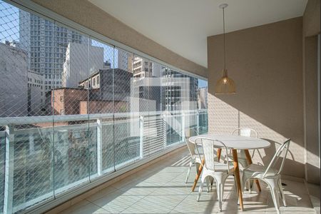 Apartamento à venda com 76m², 2 quartos e 1 vaga Apartamento à venda com 76m², 2 quartos e 1 vagaVaranda da Sala e da Suíte