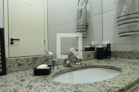 Apartamento à venda com 95m², 2 quartos e 1 vagaBanheiro da Suíte 2