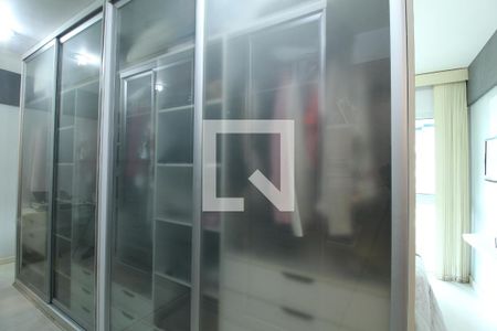 Apartamento à venda com 95m², 2 quartos e 1 vagaCloset da Suíte 2