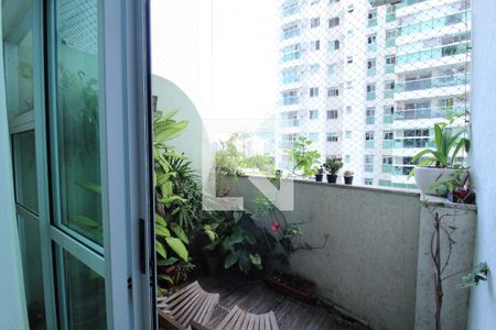 Vista - Sala de apartamento para alugar com 2 quartos, 95m² em Recreio dos Bandeirantes, Rio de Janeiro
