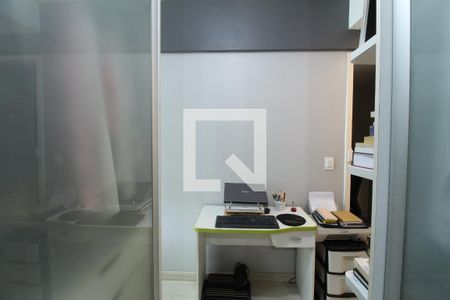 Apartamento à venda com 95m², 2 quartos e 1 vagaCloset da Suíte 2