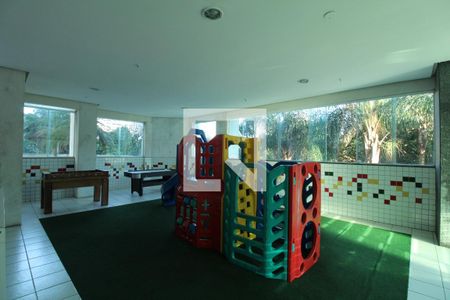 Apartamento à venda com 95m², 2 quartos e 1 vagaÁrea Comum - Playground