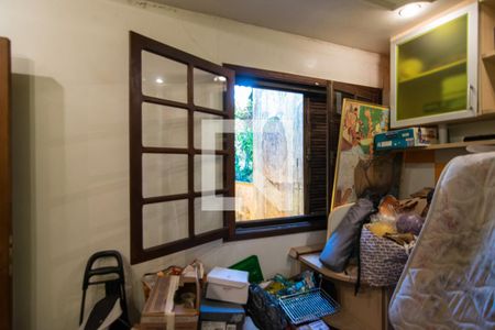 Casa de condomínio à venda com 320m², 5 quartos e 4 vagas Casa de condomínio à venda com 320m², 5 quartos e 4 vagasQuarto 3