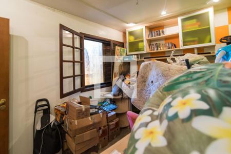 Casa de condomínio à venda com 320m², 5 quartos e 4 vagas Casa de condomínio à venda com 320m², 5 quartos e 4 vagasQuarto 3