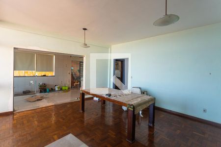 Sala 1 de casa à venda com 8 quartos, 360m² em Mangabeiras, Belo Horizonte