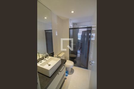 Apartamento para alugar com 82m², 3 quartos e 2 vagas Apartamento para alugar com 82m², 3 quartos e 2 vagasBanheiro