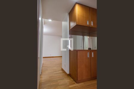 Apartamento para alugar com 108m², 3 quartos e 2 vagasCorredor