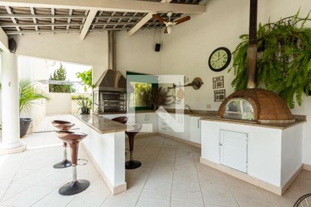 Casa à venda com 690m², 5 quartos e 9 vagas Casa à venda com 690m², 5 quartos e 9 vagasÁrea Gourmet