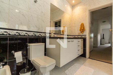 Casa à venda com 690m², 5 quartos e 9 vagas Casa à venda com 690m², 5 quartos e 9 vagasBanheiro