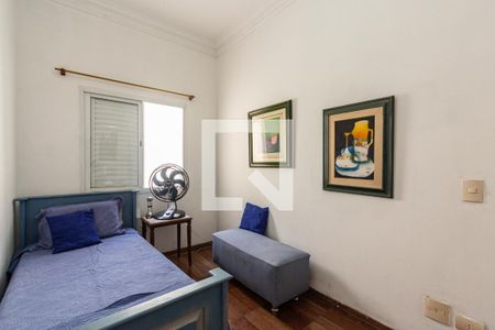 Casa à venda com 690m², 5 quartos e 9 vagas Casa à venda com 690m², 5 quartos e 9 vagasQuarto de Serviço