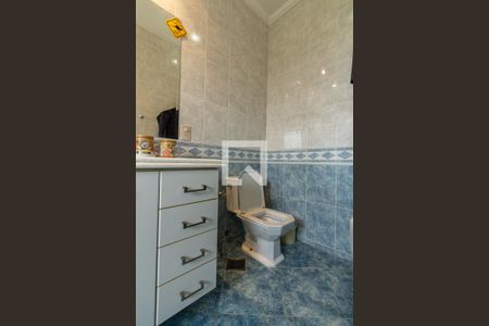 Casa à venda com 690m², 5 quartos e 9 vagas Casa à venda com 690m², 5 quartos e 9 vagasBanheiro